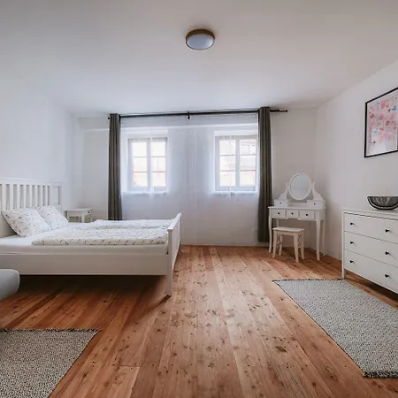 Stodola Apartment