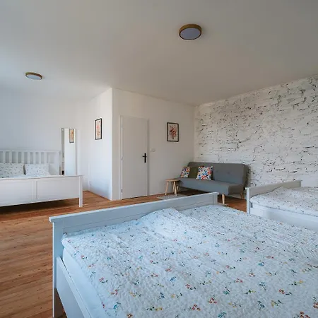 Lägenhet Stodola Lesunky